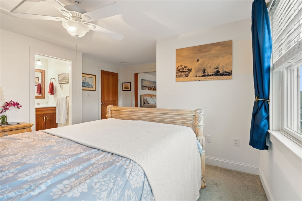 92 Marion Road Scituate, MA 02066 - Photo 11 of 22