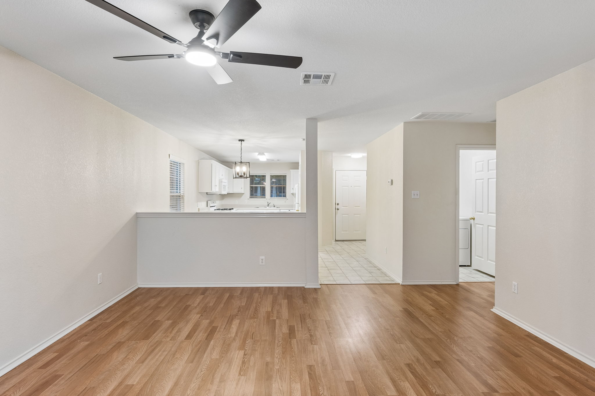 1808 Lost Maples Loop Cedar Park, TX 78613 - Photo 13 of 37