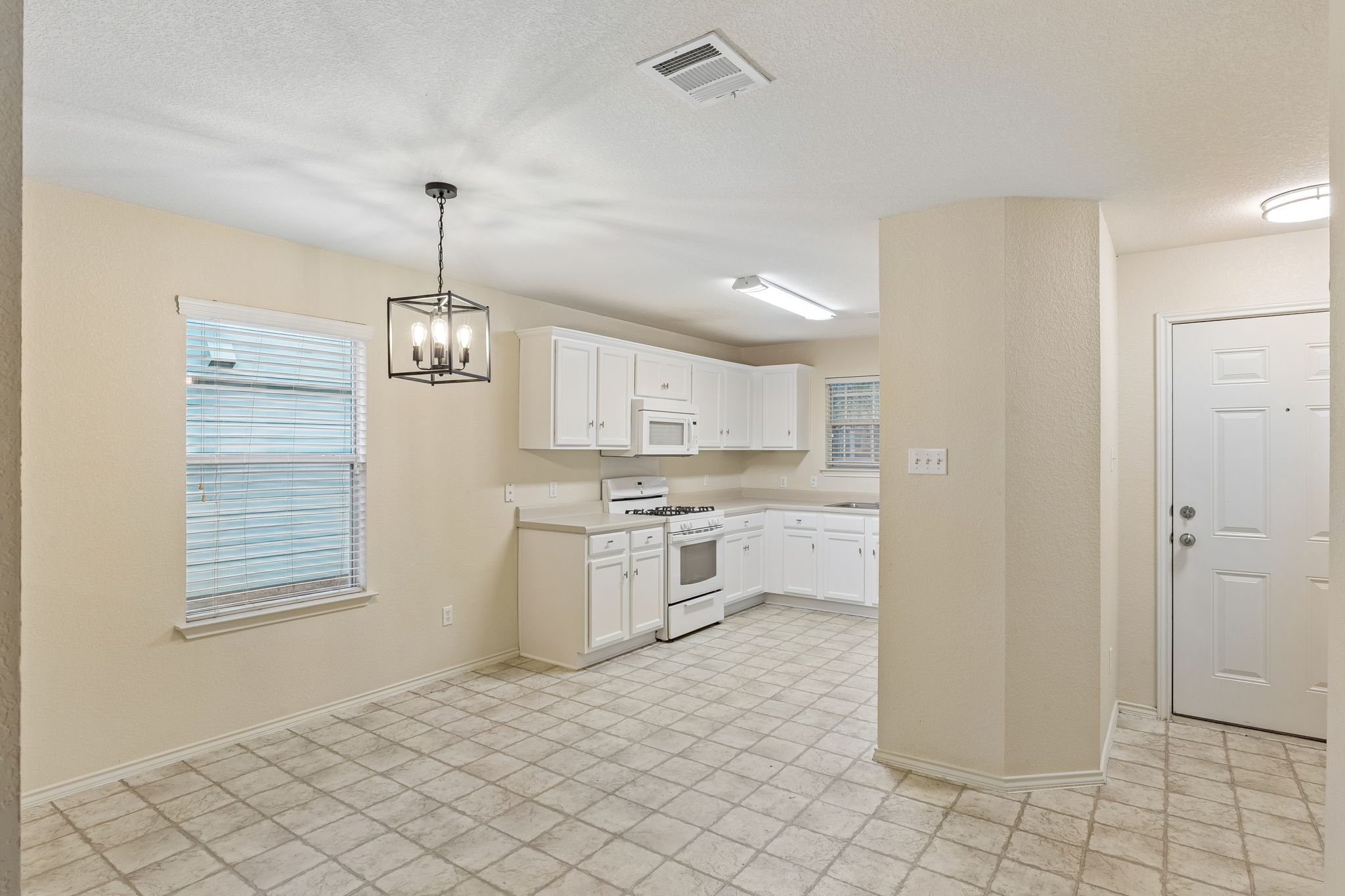 1808 Lost Maples Loop Cedar Park, TX 78613 - Photo 28 of 37