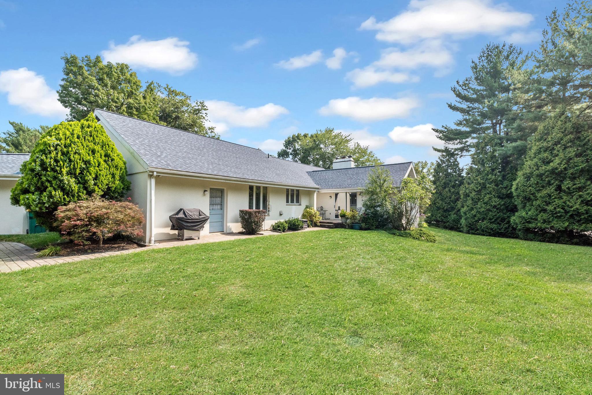 100 Norristown Road Blue Bell, PA 19422 - Photo 3 of 43 Gallery Image 3