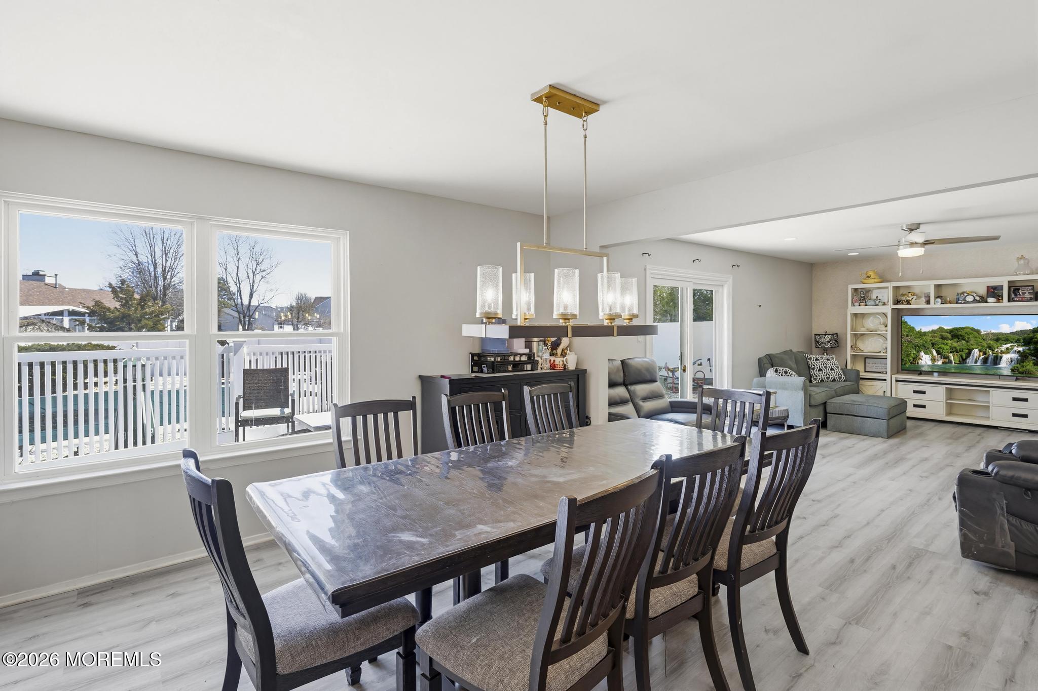 147 Locust Street Tuckerton, NJ 08087 - Photo 5 of 37 147 Locust (7)