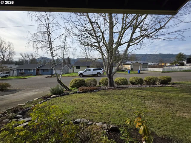 $319,500 | 191 Ryland Drive, Roseburg, OR 97471