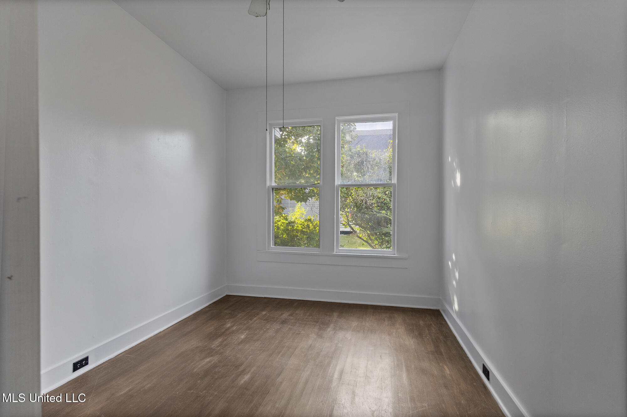 264 Berry Street Gloster, MS 39638 - Photo 5 of 10 Bedroom 3