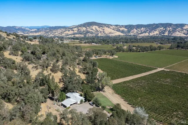 $2,500,000 | 300 Laughlin Way, Redwood Valley, CA 95470