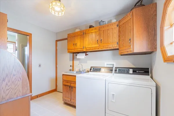 $700,000 | 21389 North 2875 East Road, Lexington, IL 61753