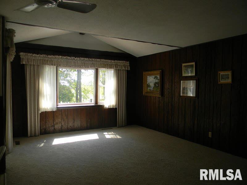 8962 Birch Road Du Quoin, IL 62832 - Photo 5 of 20