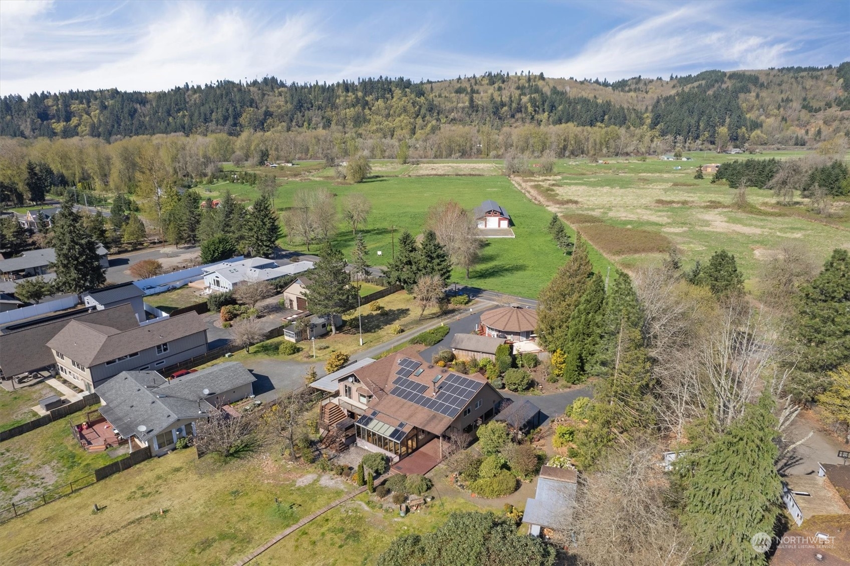 7405 Willow Grove Road Longview, WA 98632 - Photo 15 of 39 a view of lake with mountain
