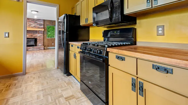 $420,000 | 153 Finson Road, Bangor, ME 04401