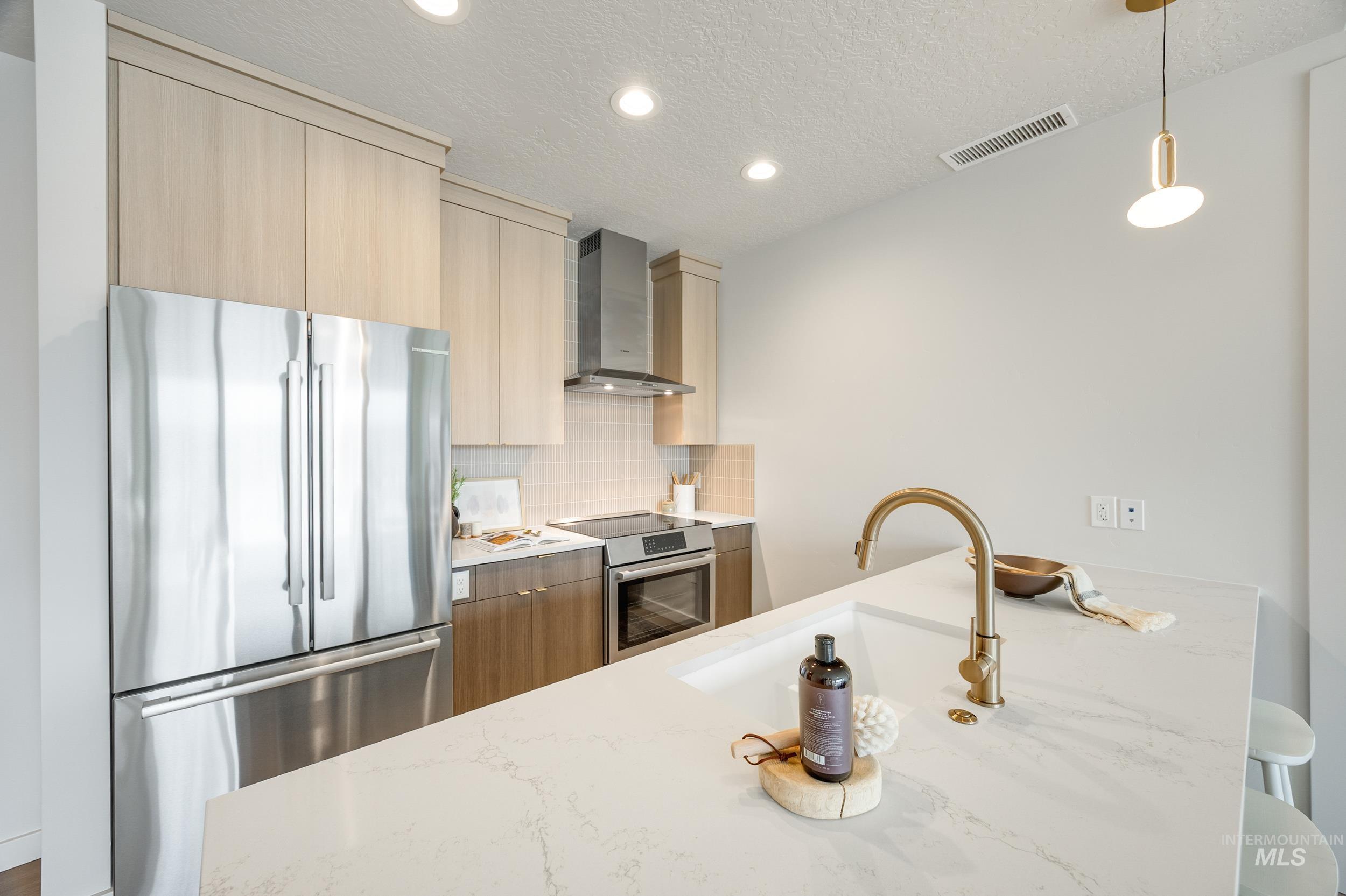 4340 East Haystack Street, Unit 102 Boise, ID 83716 - Photo 13 of 50