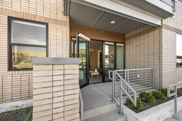 $459,900 | 4340 East Haystack Street, Unit 102, Boise, ID 83716