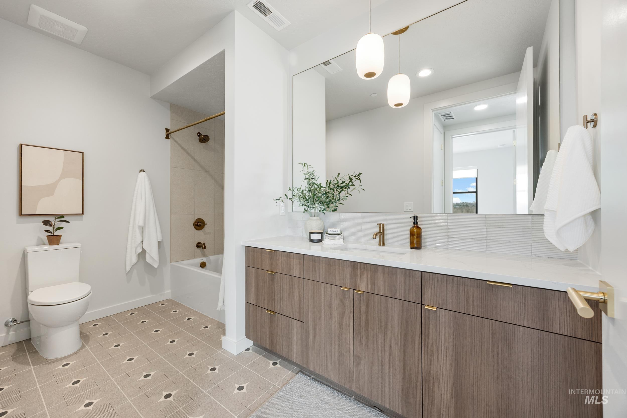 4340 East Haystack Street, Unit 102 Boise, ID 83716 - Photo 9 of 50