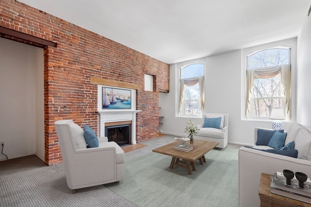 66 Haskell Street, Unit 2W Beverly, MA 01915 - Photo 2 of 16 Gallery Image 2