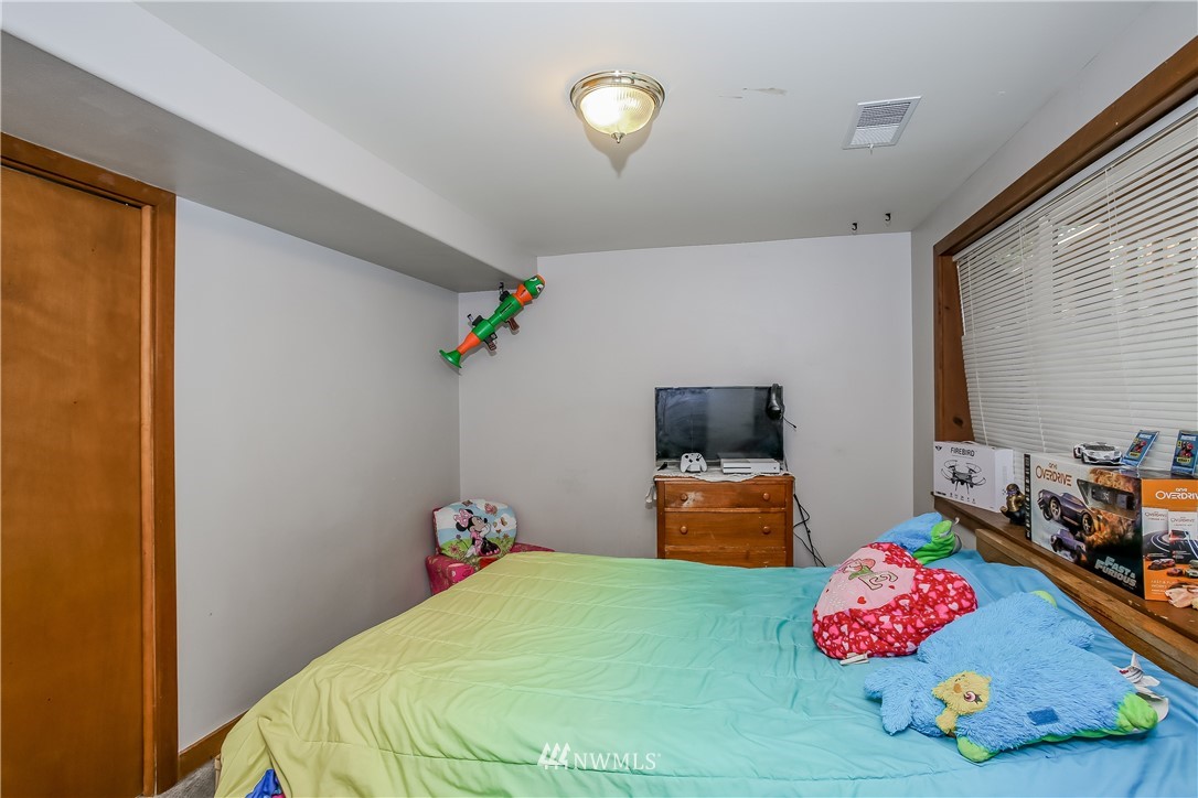 4329 Chrisella Road East, Unit 2SFR Edgewood, WA 98372 - Photo 33 of 39 Gallery Image 33