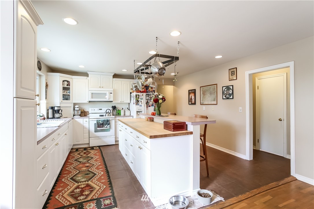 4329 Chrisella Road East, Unit 2SFR Edgewood, WA 98372 - Photo 9 of 39 Gallery Image 9
