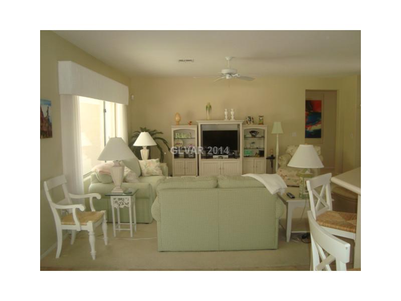 1844 Baton Rouge Street Henderson, NV 89052 - Photo 11 of 35 Living Room.