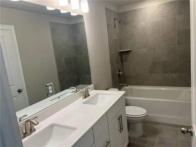 $3,200 | 6014 Liatris Street, Smyrna, GA 30126