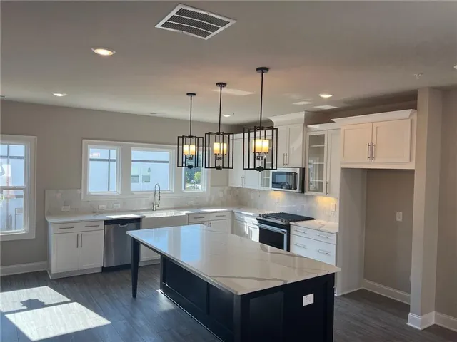 $3,200 | 6014 Liatris Street, Smyrna, GA 30126