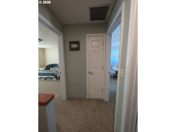 $275,000 | 202 Northeast Rifle Range Street, Unit 6, Roseburg, OR 97470