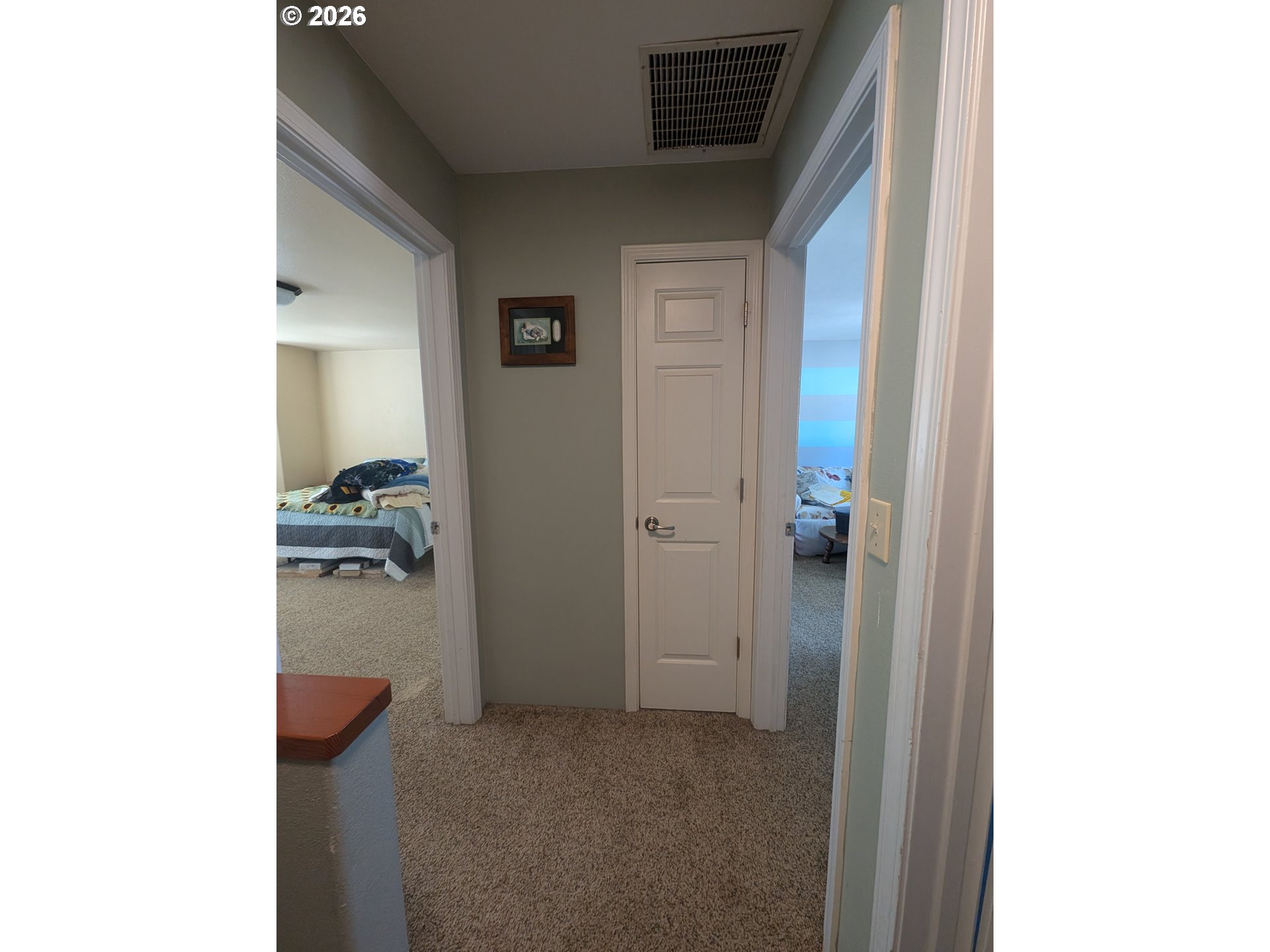 202 Northeast Rifle Range Street, Unit 6 Roseburg, OR 97470 - Photo 12 of 22 Hallway