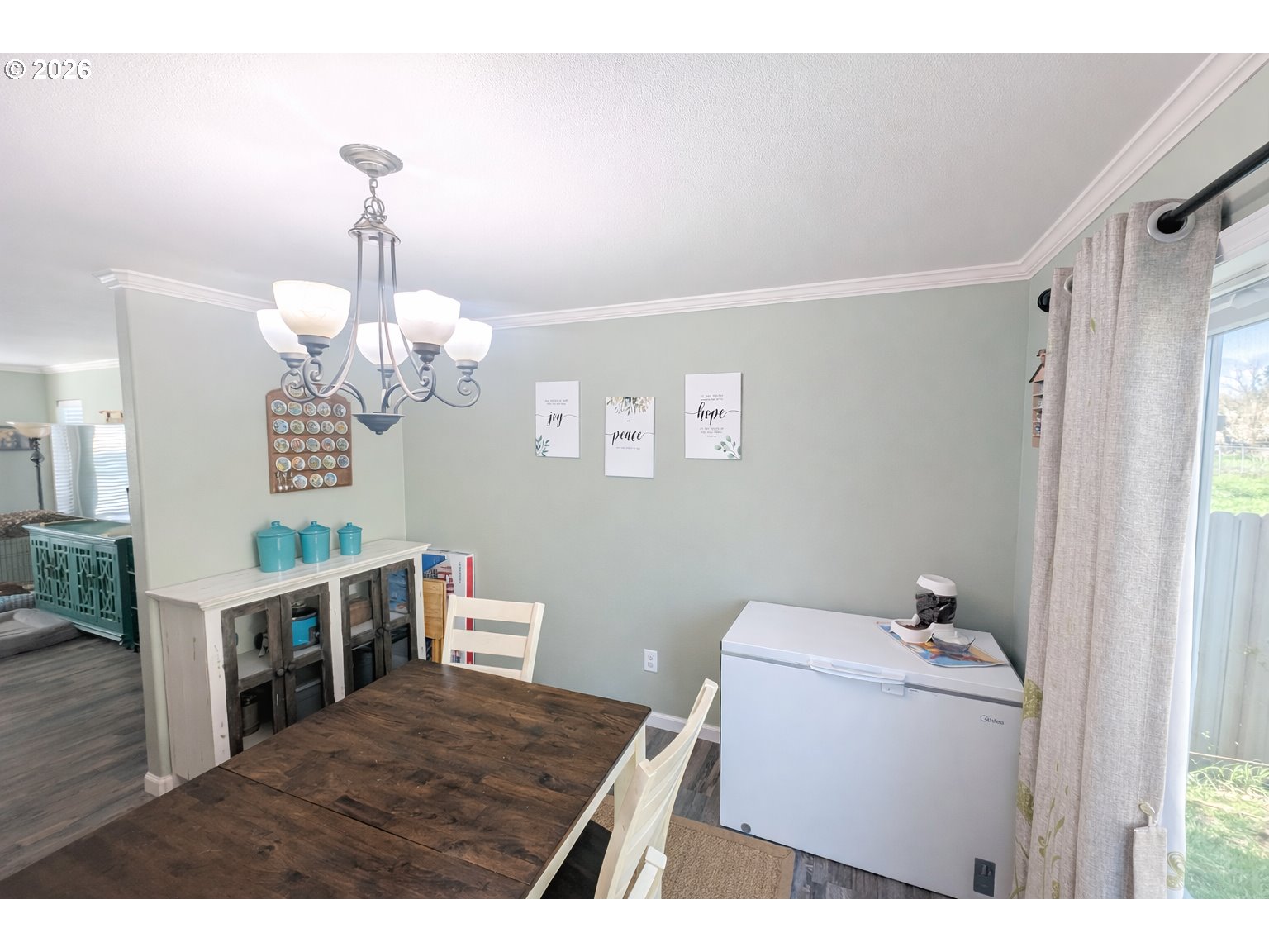 202 Northeast Rifle Range Street, Unit 6 Roseburg, OR 97470 - Photo 7 of 22 Dining Room