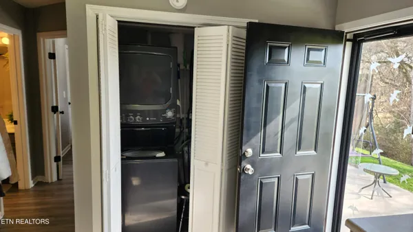 $279,900 | 261 Dumplin Lane, Kodak, TN 37764
