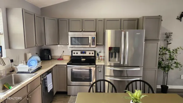 $279,900 | 261 Dumplin Lane, Kodak, TN 37764