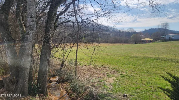$279,900 | 261 Dumplin Lane, Kodak, TN 37764