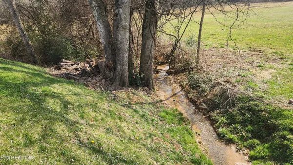 $279,900 | 261 Dumplin Lane, Kodak, TN 37764