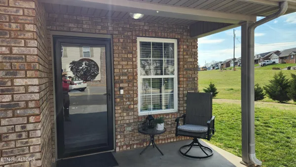 $279,900 | 261 Dumplin Lane, Kodak, TN 37764