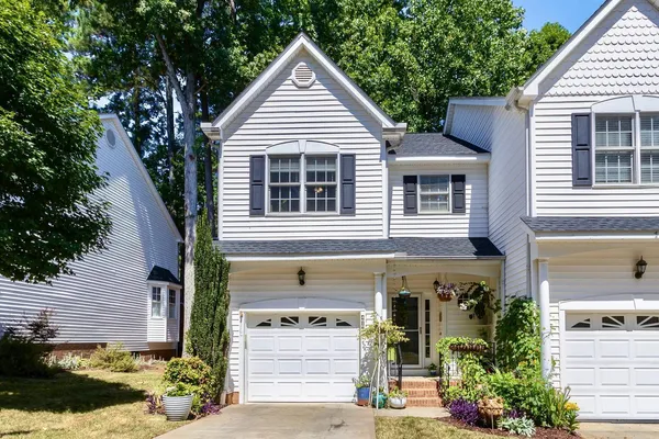 $2,150 | 4610 Asterwood Drive, Raleigh, NC 27606