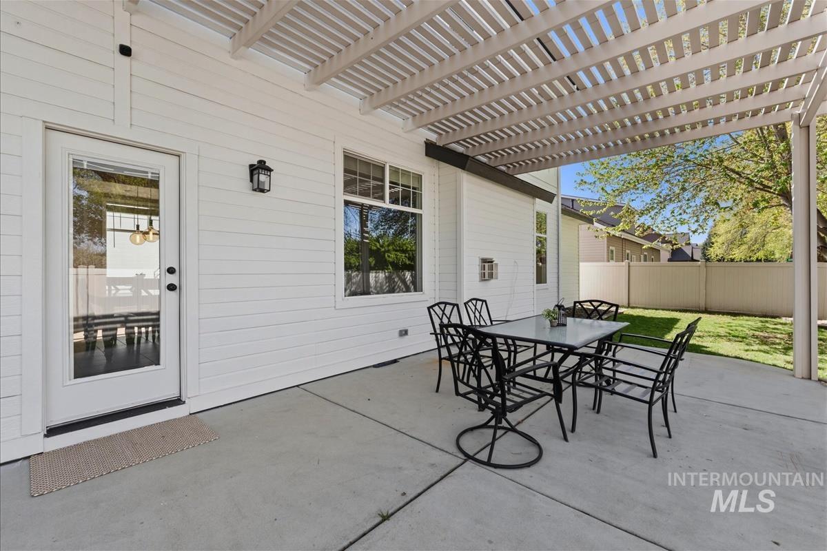 191 South Spring Lake Way Star, ID 83669 - Photo 32 of 35