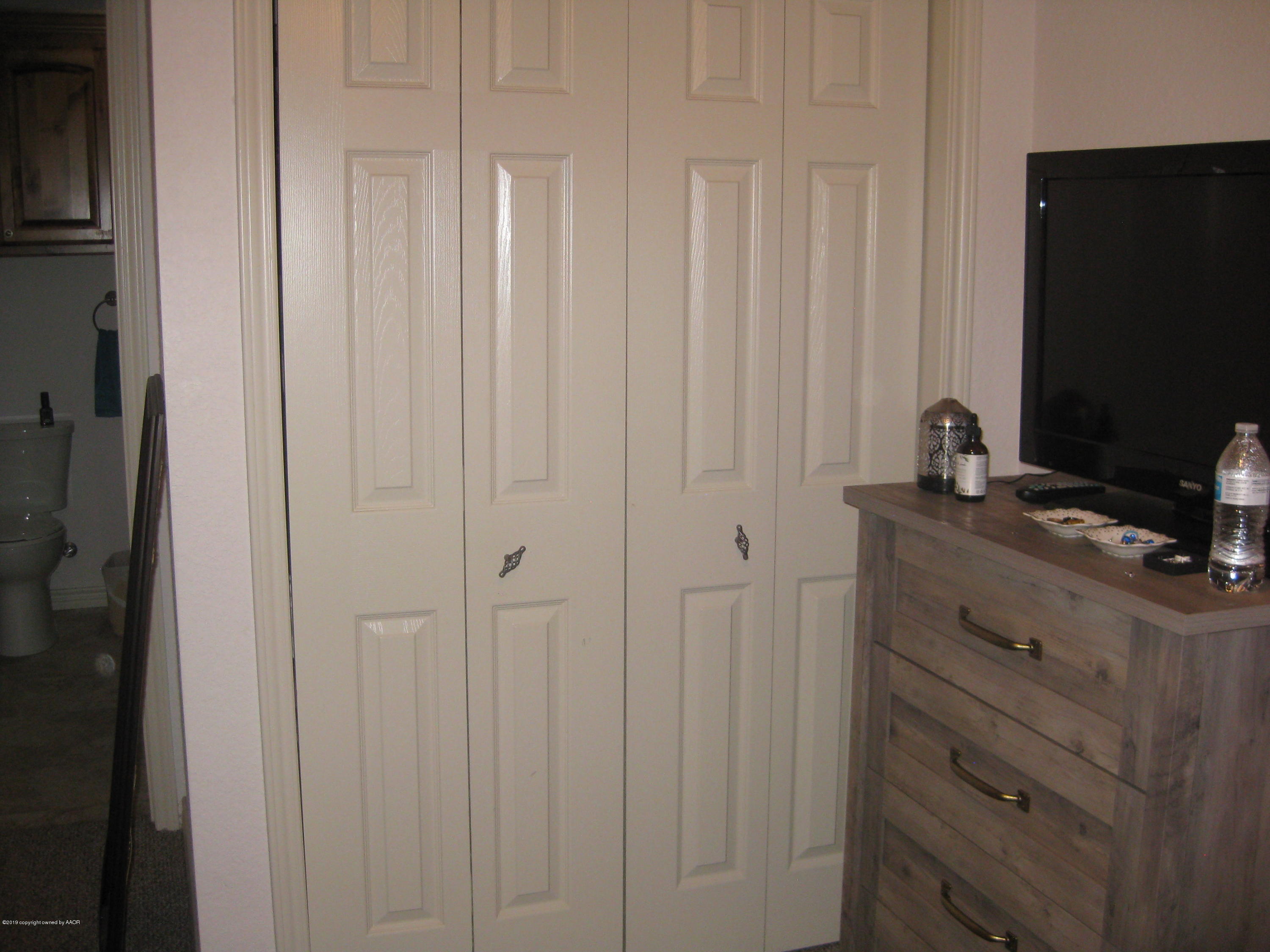 7229 Bayswater Road Amarillo, TX 79109 - Photo 24 of 30 Apt Closet