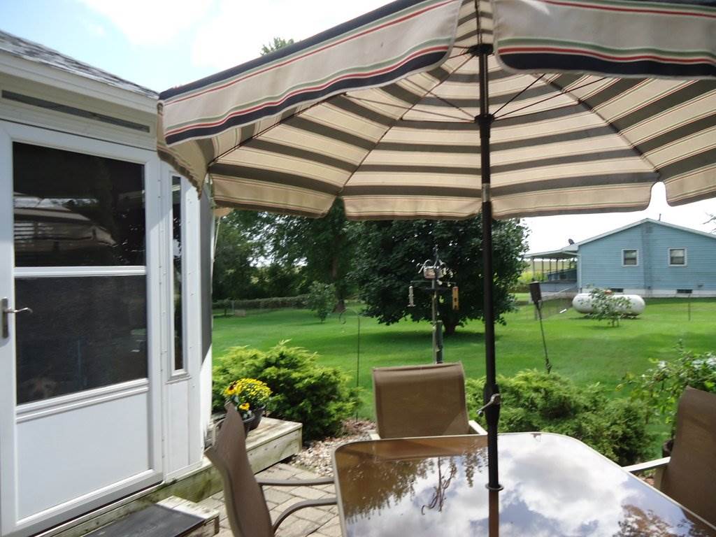 1983 West Becker School Road Freeport, IL 61032 - Photo 6 of 20 Gallery Image 6