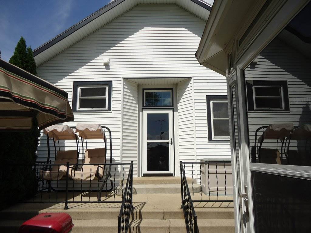 1983 West Becker School Road Freeport, IL 61032 - Photo 8 of 20 Gallery Image 8