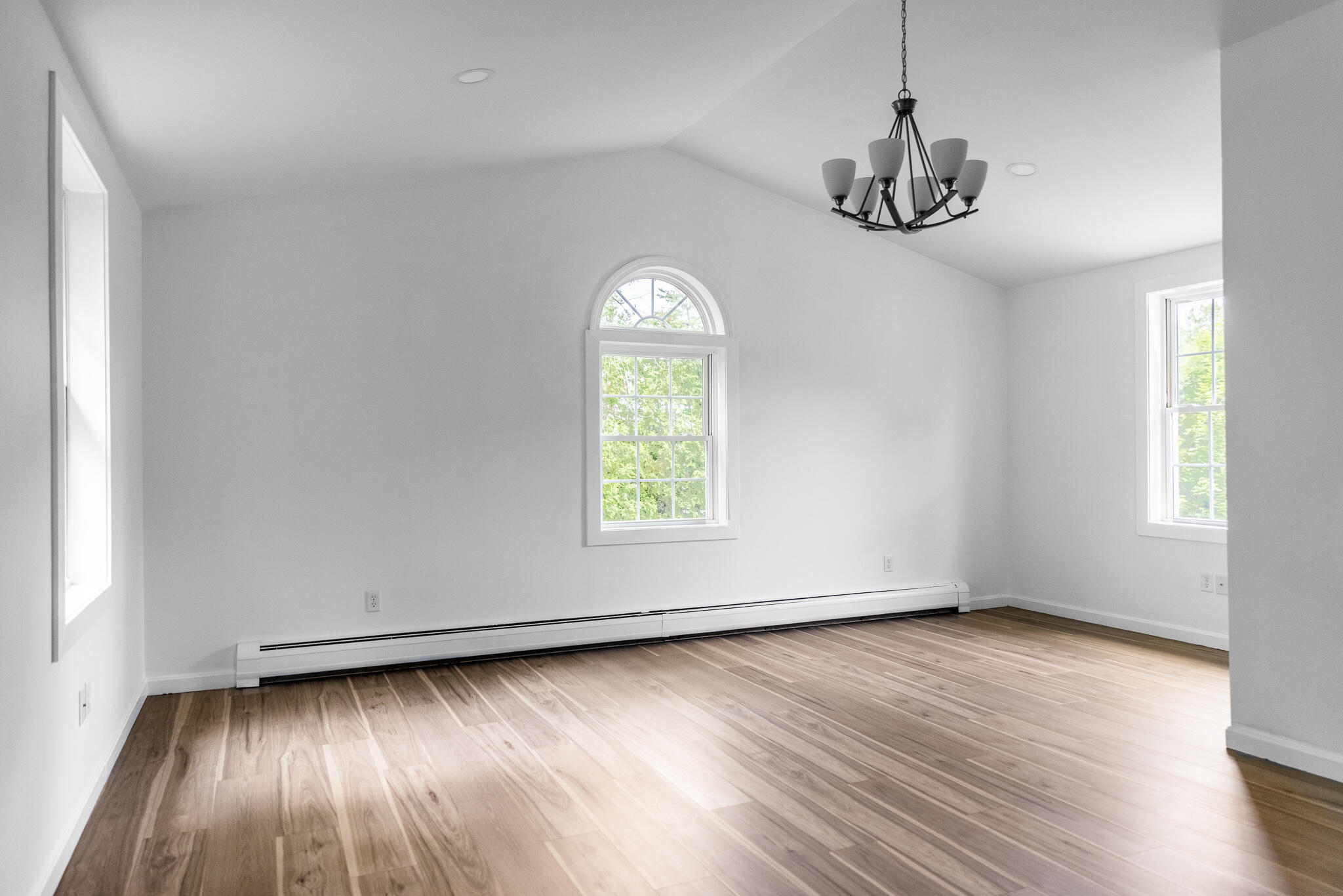 205 Norway Road Bangor, ME 04401 - Photo 16 of 30 205 Norway Raod Interiors-8