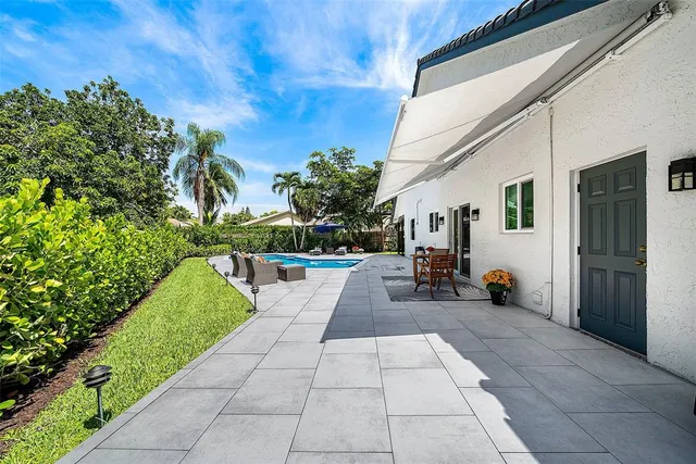 $1,550,000 | 2845 Northwest 42nd Street, Boca Raton, FL 33434