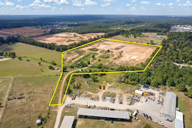 a view of a swimming pool