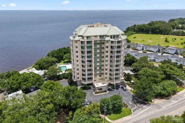 $460,000 | 1700 Scenic Highway, Unit 202, Pensacola, FL 32503