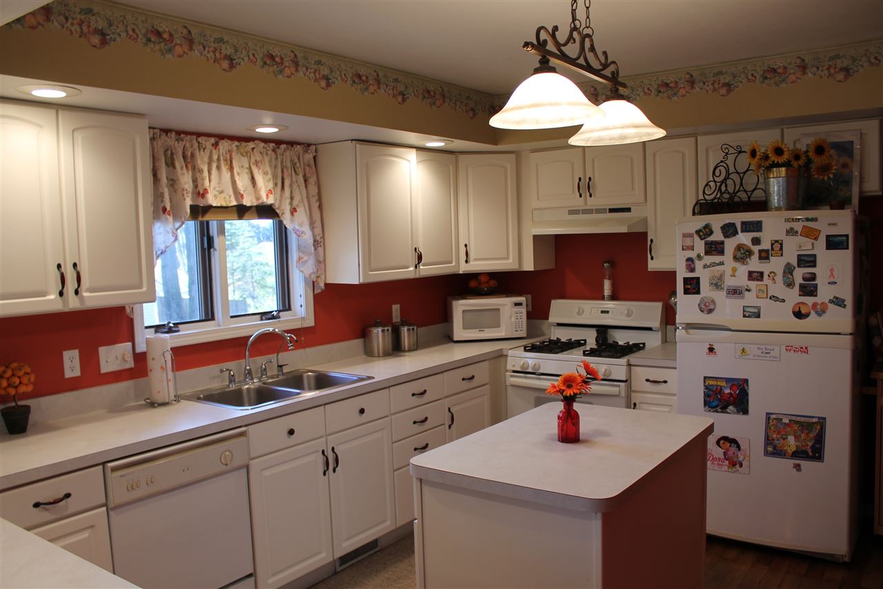 52730 Ruth Street Granger, IN 46530 - Photo 11 of 30 Gallery Image 11