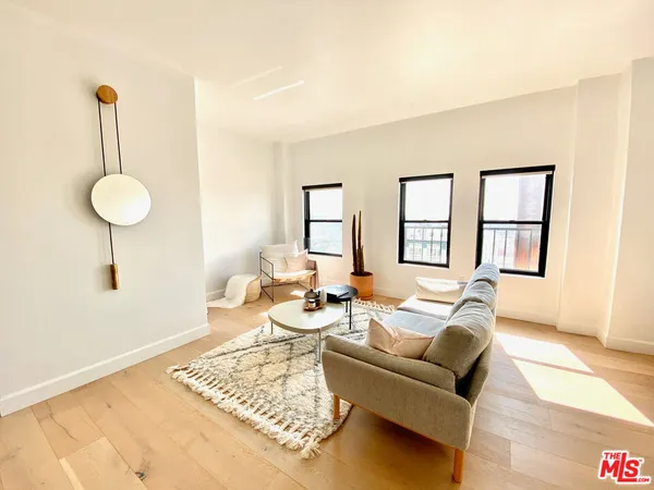 $537,000 | 416 South Spring Street, Unit 1210, Los Angeles, CA 90013