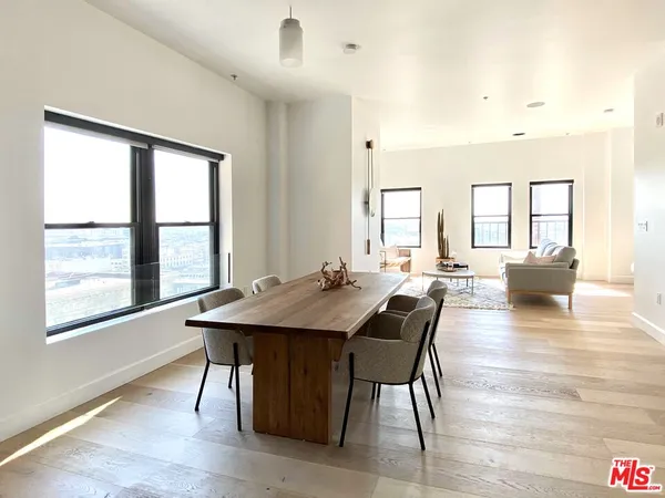 $537,000 | 416 South Spring Street, Unit 1210, Los Angeles, CA 90013