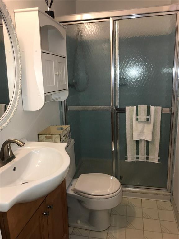 104 Castle Hill Road Monroeville, PA 15146 - Photo 15 of 24 Master bath - just lovely!