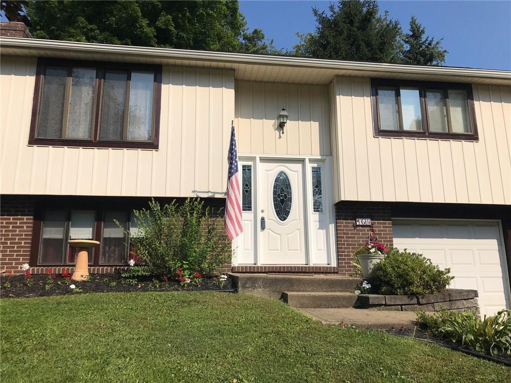 104 Castle Hill Road Monroeville, PA 15146 - Photo 3 of 24 Come on in!