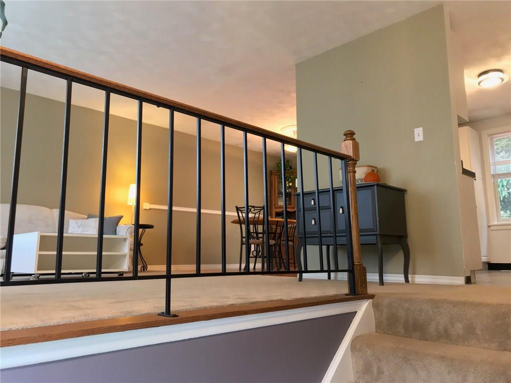 104 Castle Hill Road Monroeville, PA 15146 - Photo 4 of 24 Gallery Image 4