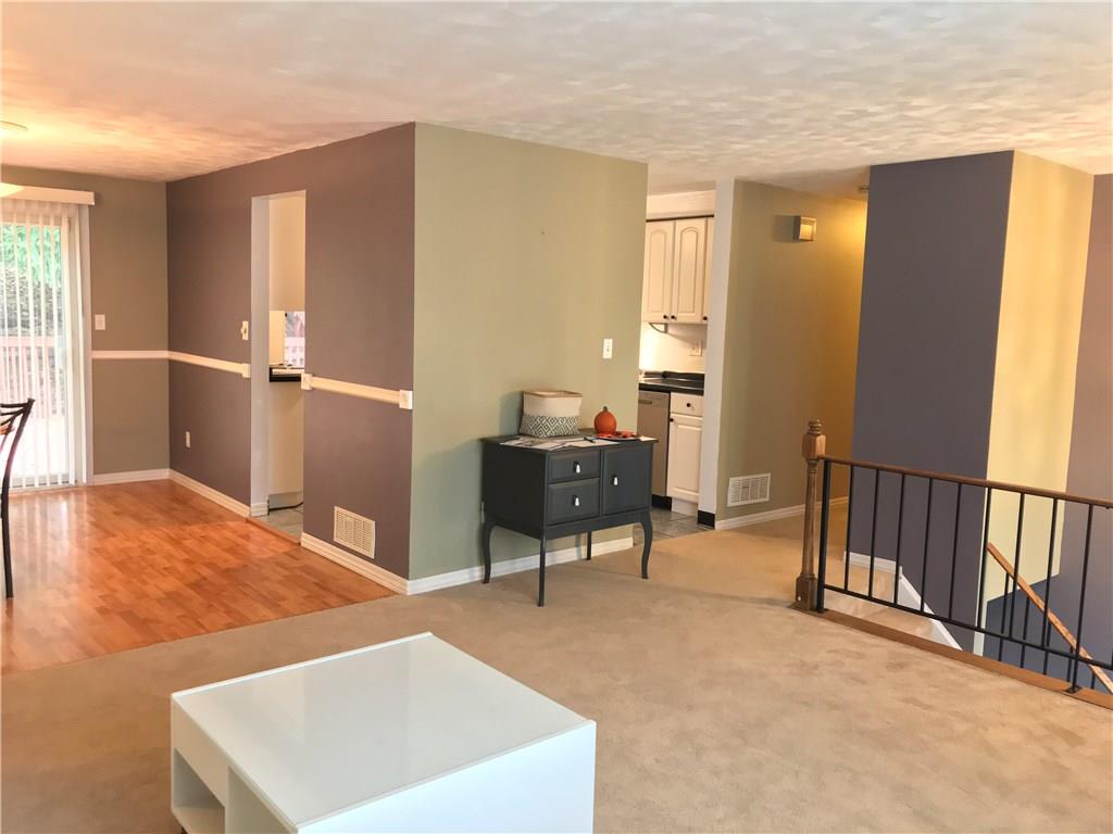 104 Castle Hill Road Monroeville, PA 15146 - Photo 8 of 24 Gallery Image 8
