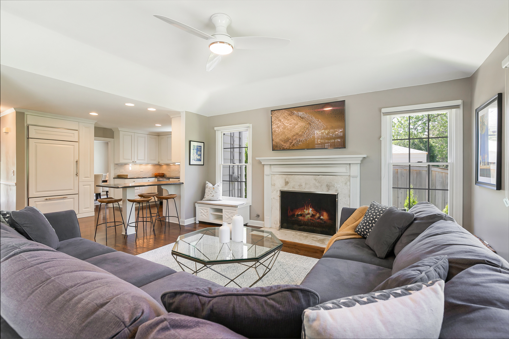 348 East Woodland Road Lake Bluff, IL 60044 - Photo 11 of 30