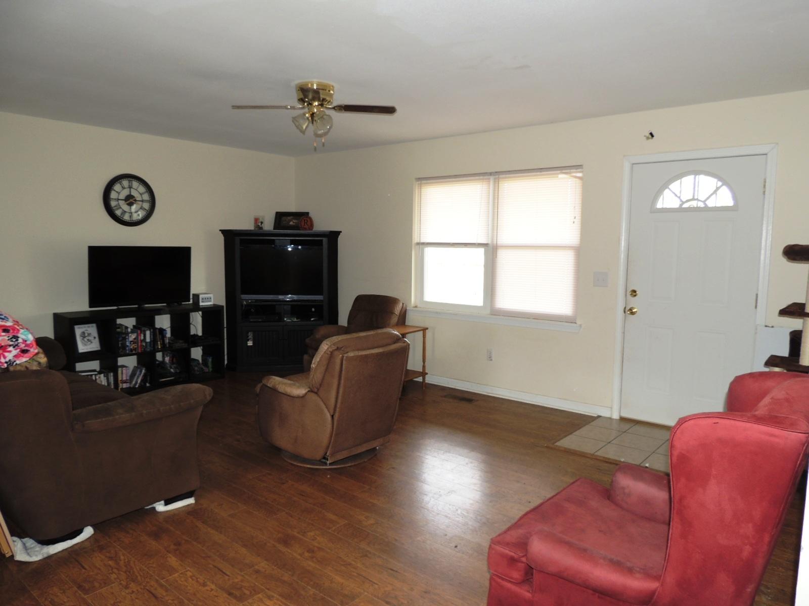 1029 Potato Farm Road Crossville, TN 38571 - Photo 7 of 28 DSCN6254