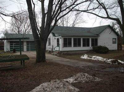 7428 West Stanley Road Flushing, MI 48433 - Photo 1 of 11 20212181.JPG
