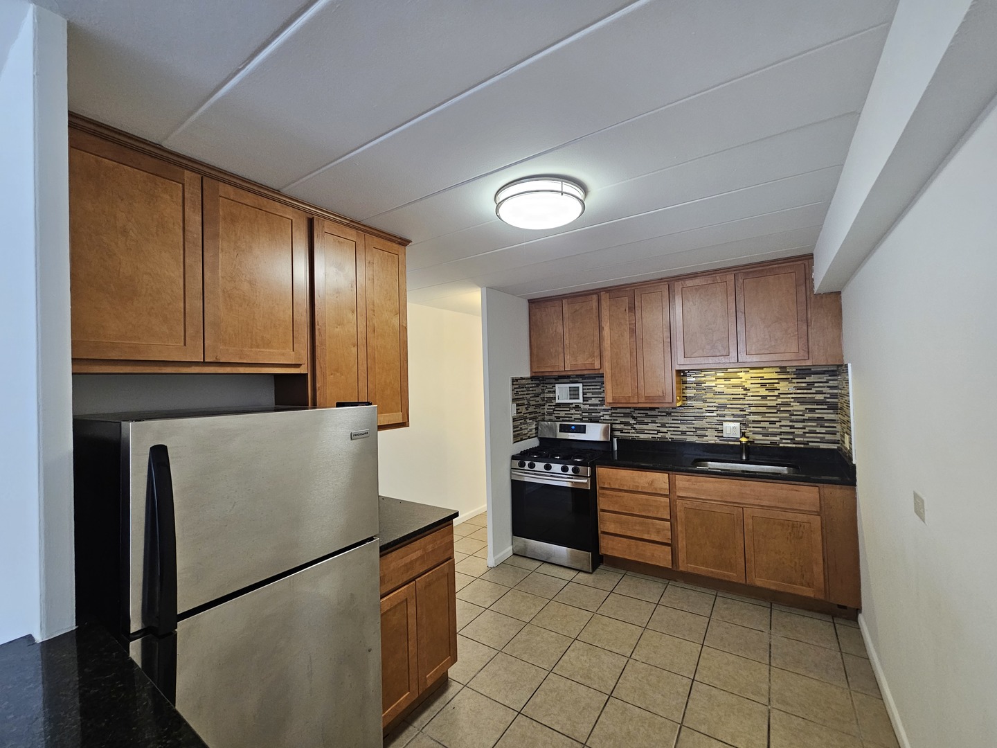 5906 North Sheridan Road, Unit 3F Chicago, IL 60660 - Photo 11 of 16