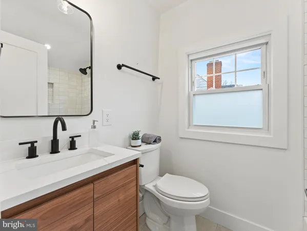 $1,075,000 | 5021 24th Street South, Arlington, VA 22206